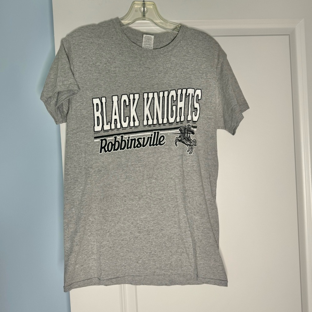 🍓6/$15🍓 Robbinsville Black Knights Tshirt